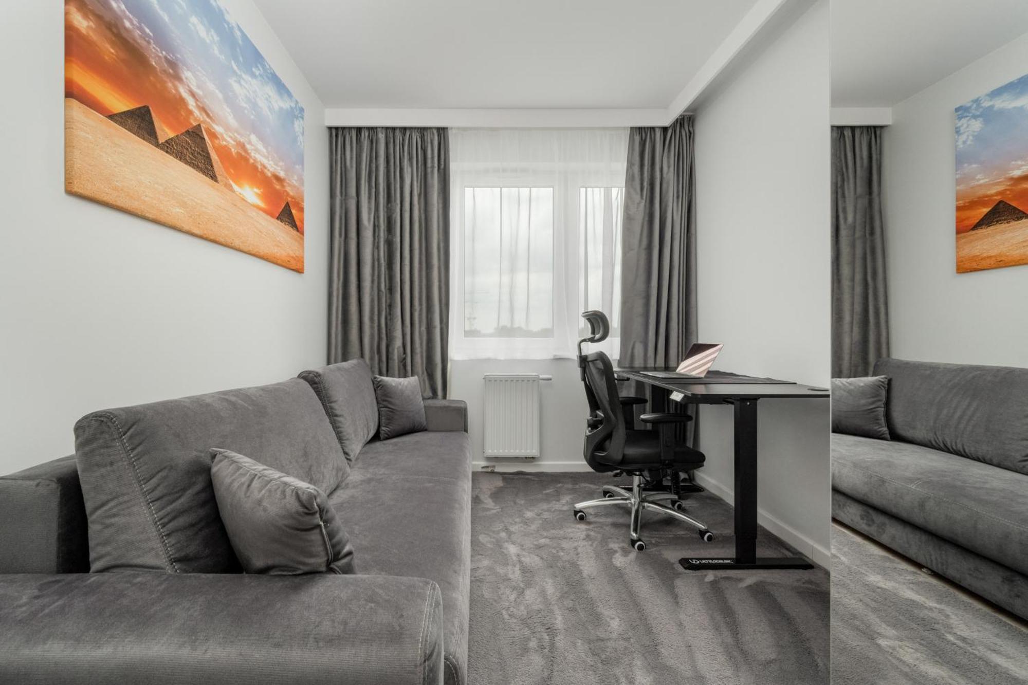 Luksusowy Apartament Z 3 Sypialniami, Klimatyzacja, Parkingiem I Biurkiem We Wroclawiu By Renters Prestige מראה חיצוני תמונה