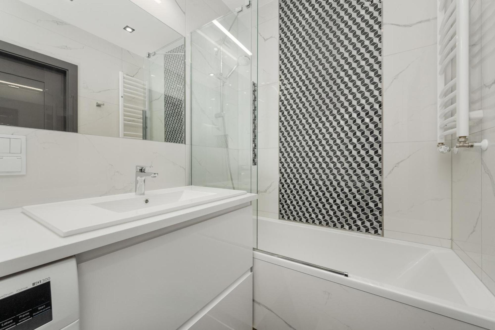 Luksusowy Apartament Z 3 Sypialniami, Klimatyzacja, Parkingiem I Biurkiem We Wroclawiu By Renters Prestige מראה חיצוני תמונה